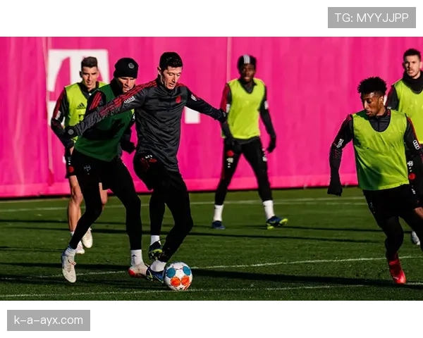 Vini展现战术灵活性，助球队关键战状态回暖