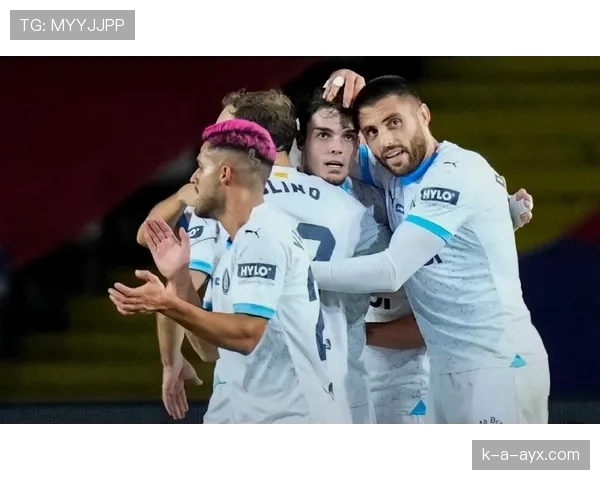 白衣军团强势领跑西甲，球队实力再获瞩目