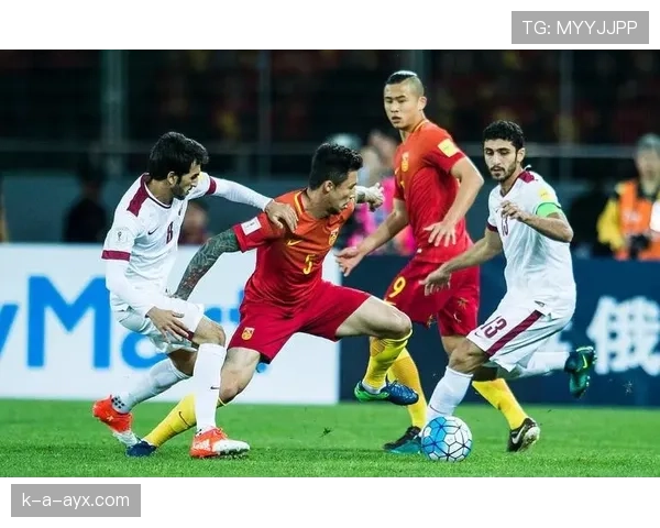 麦迪逊作为前腰组织核心如何主导进攻节奏